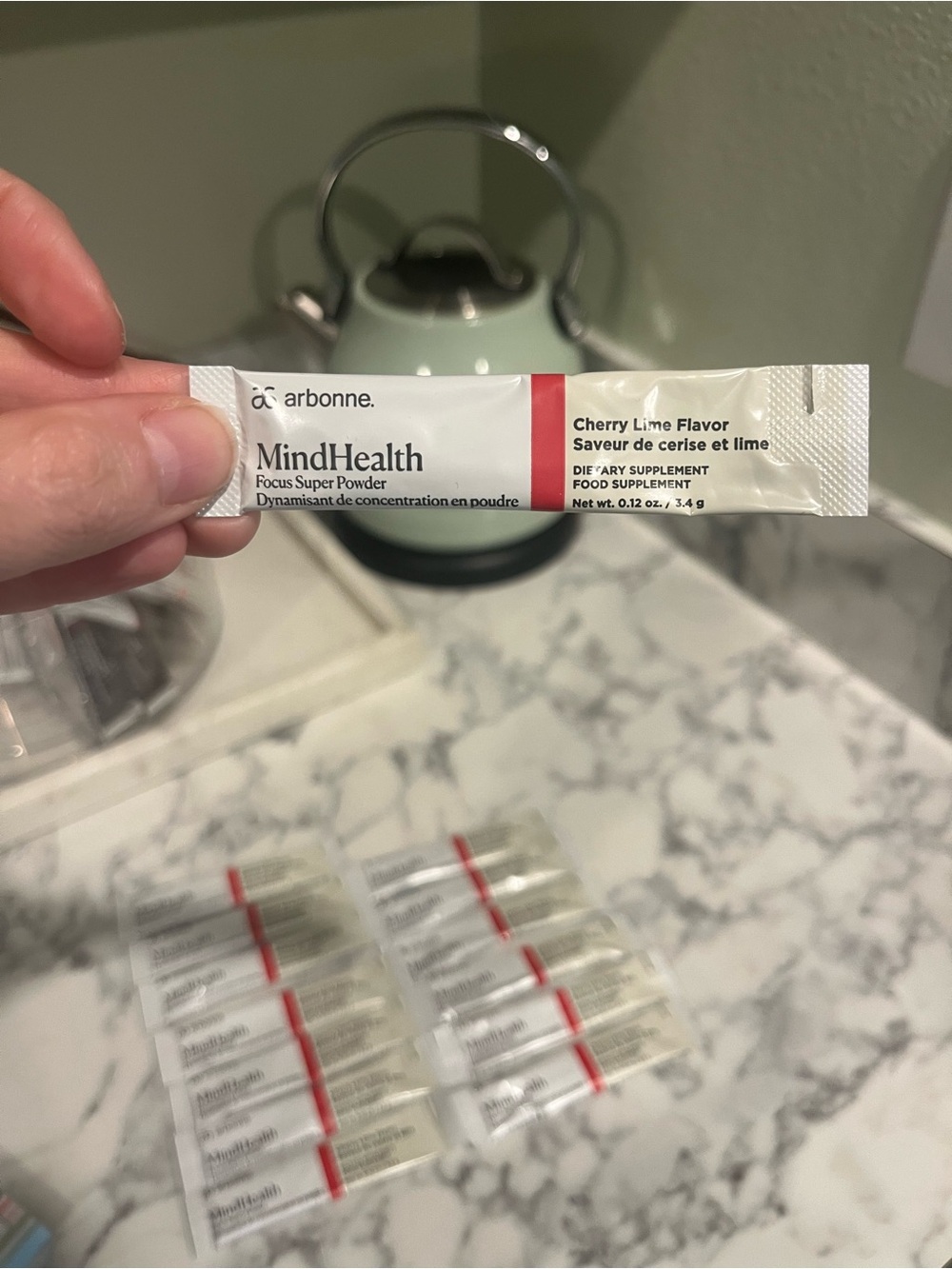 Arbonne MindHealth Focus Super Powder Sachets - White with Red Accent